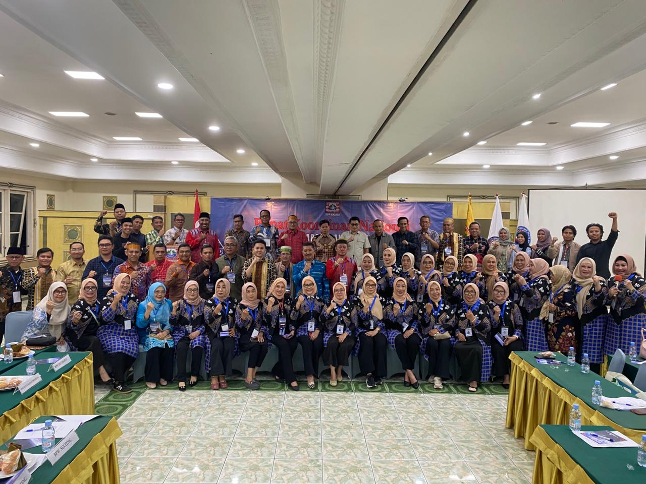 Rakornas Kerukunan Keluarga Mandar Sulawesi Barat (KKMSB) di Wisma Haji Ciloto, Jumat-Sabtu (9-10/1). (Foto: Tim KKMSB)